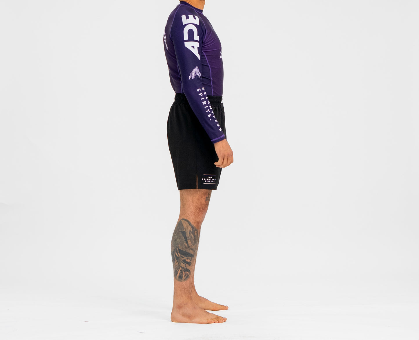 Rash guard Relentless morado manga larga