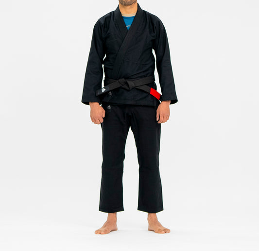 Kimono Relentless all black light
